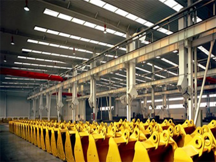 西昌徐工集团挖掘机装配车间